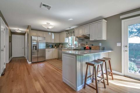 143 Sesame Dr, Chicopee, MA 01020 photo 9