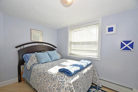 82 Shore Ave, Wareham, MA 02571 photo 8
