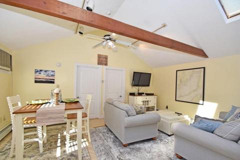 82 Shore Ave, Wareham, MA 02571 photo 4