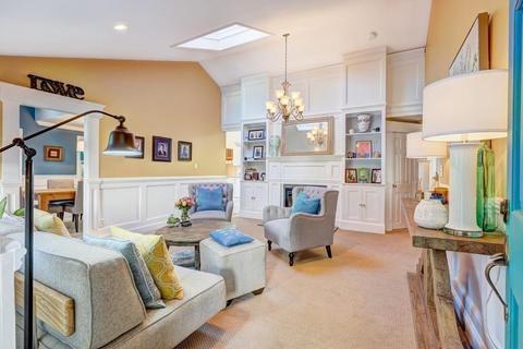 6 Daley Rd, Hingham, MA 02043 photo 1