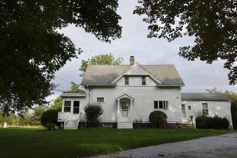 9 Lyons, Dudley, MA 01571 photo 1