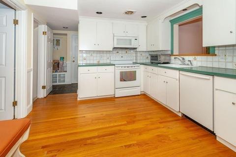 28 Constitution, Lexington, MA 02421 photo 13