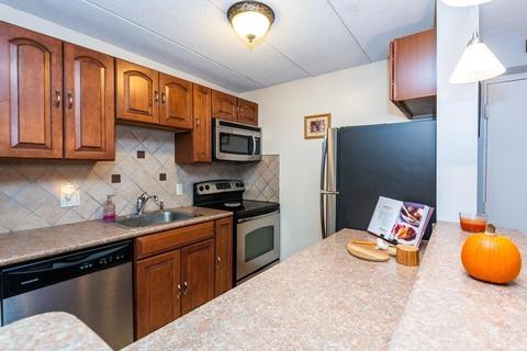 157 Franklin St #E6, Stoneham, MA 02180 photo 10
