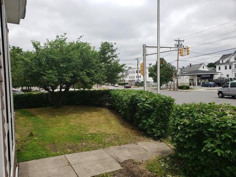 92 Exeter St, Lawrence, MA 01843 photo 4