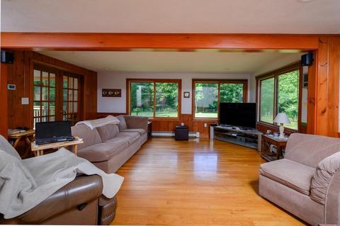225 County Rd, Hanson, MA 02341 photo 11