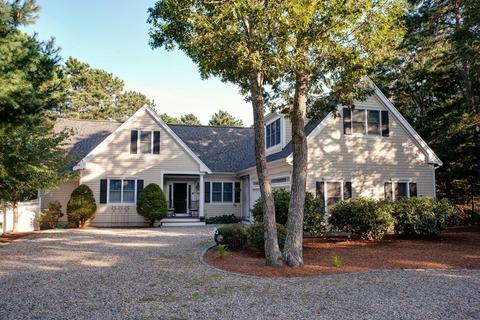 26 Quaker Run, Mashpee, MA 02649 photo 2