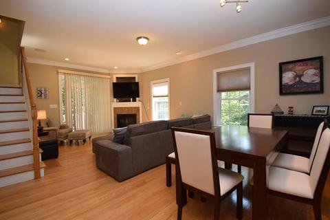 14 Fourth St, Windham, NH 03087 photo 5