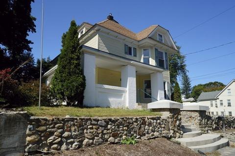 14 Elm St, Derry, NH 03038 photo 2