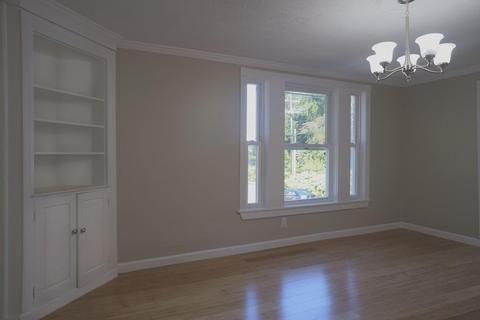 14 Elm St, Derry, NH 03038 photo 14