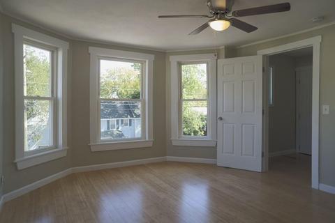 14 Elm St, Derry, NH 03038 photo 23