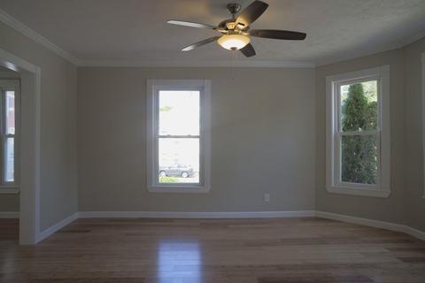14 Elm St, Derry, NH 03038 photo 16