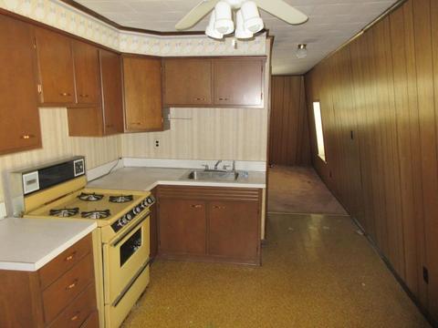 313 Middle St, Fall River, MA 02724 photo 22