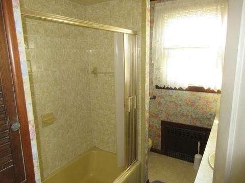 313 Middle St, Fall River, MA 02724 photo 11