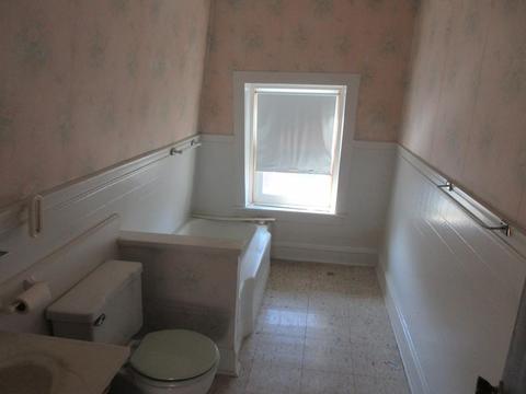 313 Middle St, Fall River, MA 02724 photo 20