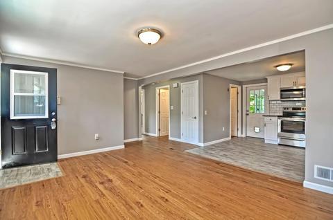 12 Arnold Rd, Worcester, MA 01607 photo 4