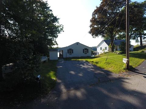 68 W Point Rd, Webster, MA 01570 photo 4