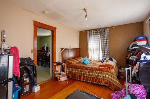 12 Lodi St, Worcester, MA 01608 photo 9