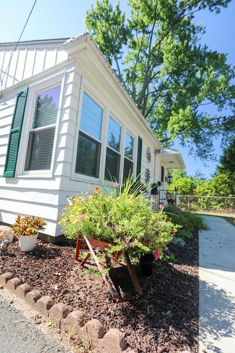 159 East St, Springfield, MA 01104 photo 5