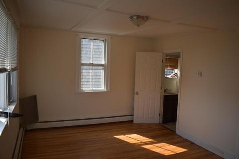 18 Spring St, Gloucester, MA 01930 photo 9
