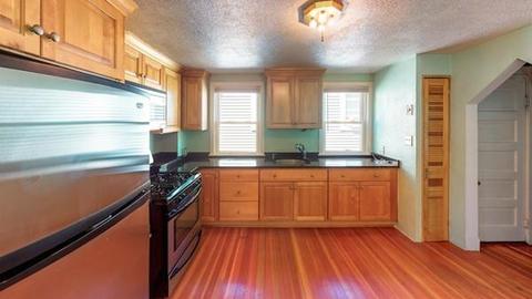 5 Massasoit Ave, Hull, MA 02045 photo 4