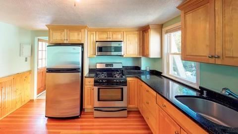 5 Massasoit Ave, Hull, MA 02045 photo 3