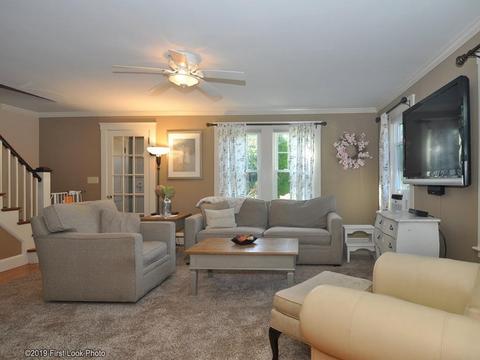 880 Maple St, Mansfield, MA 02048 photo 9