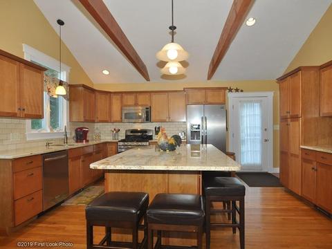 880 Maple St, Mansfield, MA 02048 photo 6