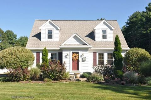 880 Maple St, Mansfield, MA 02048 photo 1