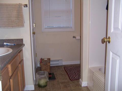 10 4th St, Worcester, MA 01602 photo 9