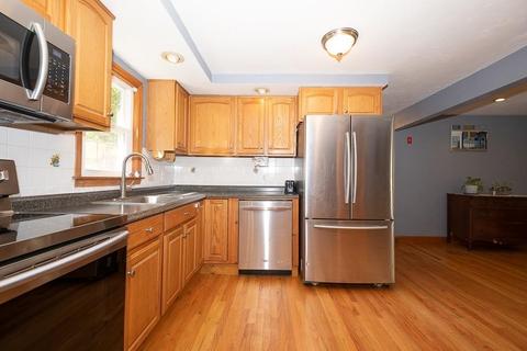 54 Steele St, Worcester, MA 01607 photo 4