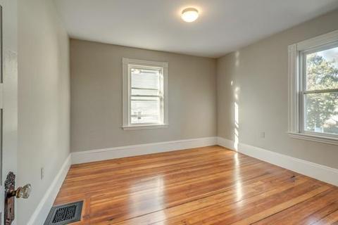 13 Bennett St, Beverly, MA 01915 photo 15