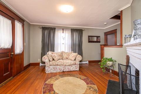 7 Knight Ave, Easthampton, MA 01027 photo 10