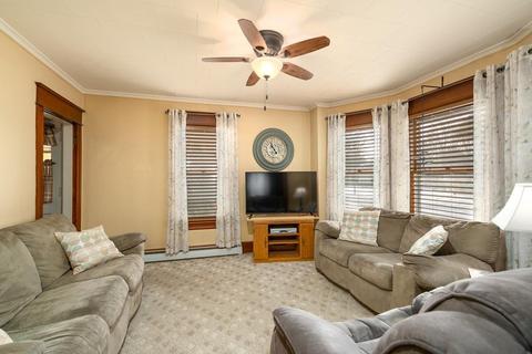 7 Knight Ave, Easthampton, MA 01027 photo 6
