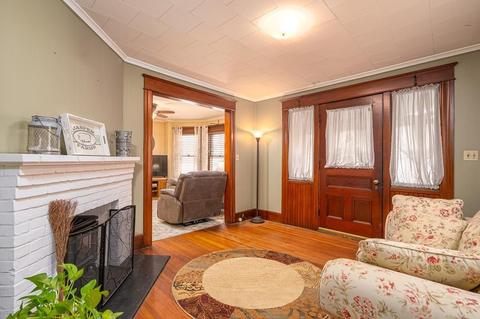 7 Knight Ave, Easthampton, MA 01027 photo 9