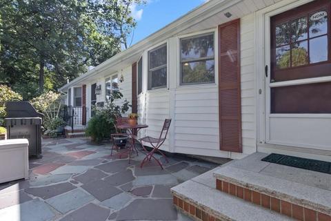 62 Rivard Rd, Needham, MA 02492 photo 2