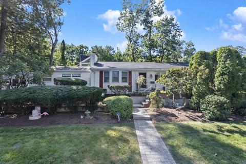 62 Rivard Rd, Needham, MA 02492 photo 1
