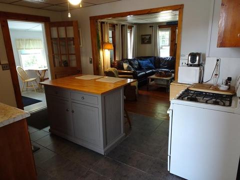 20 Norris St, Wareham, MA 02571 photo 3