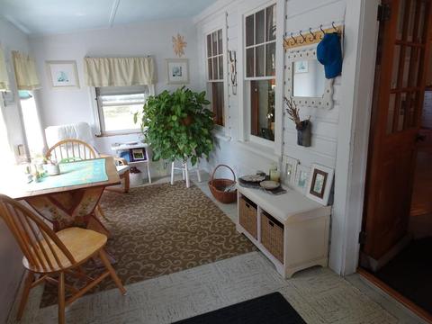 20 Norris St, Wareham, MA 02571 photo 2