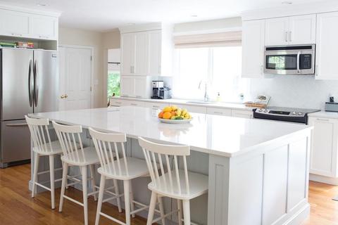 33 Gilford Rd, Hingham, MA 02043 photo 3