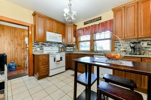 18 Moody Ave, Everett, MA 02149 photo 13
