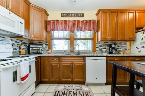 18 Moody Ave, Everett, MA 02149 photo 12