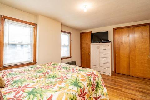 32 York St, Chicopee, MA 01020 photo 16