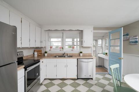 20 Oregon Rd, Marshfield, MA 02050 photo 9