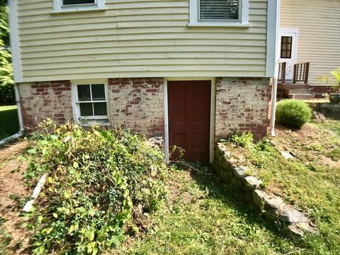 18 Bugbee St, Plainville, MA 02762 photo 4