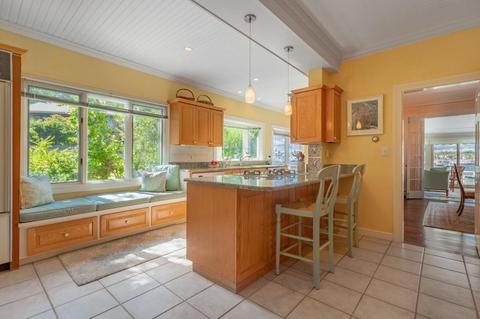 10 Harvard St, Marblehead, MA 01945 photo 11