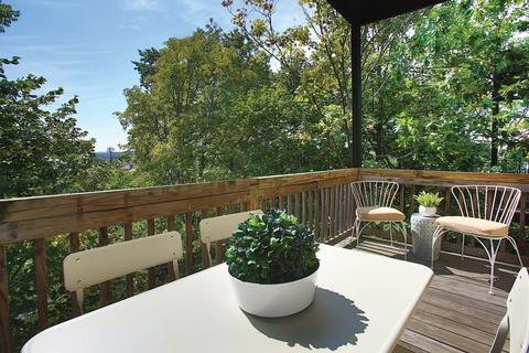 82 Browne St #3, Brookline, MA 02446 photo 9