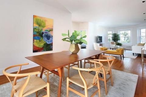 82 Browne St #3, Brookline, MA 02446 photo 3