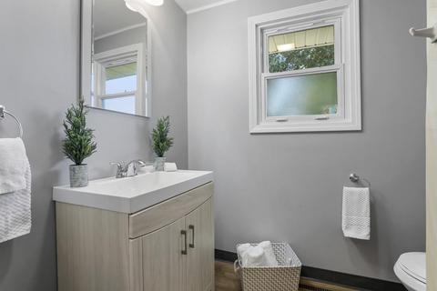 89 Stedman St, Chicopee, MA 01013 photo 10