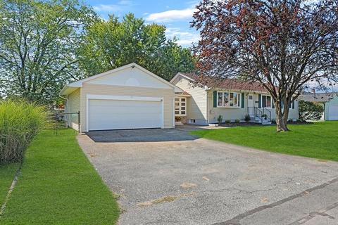 89 Stedman St, Chicopee, MA 01013 photo 2