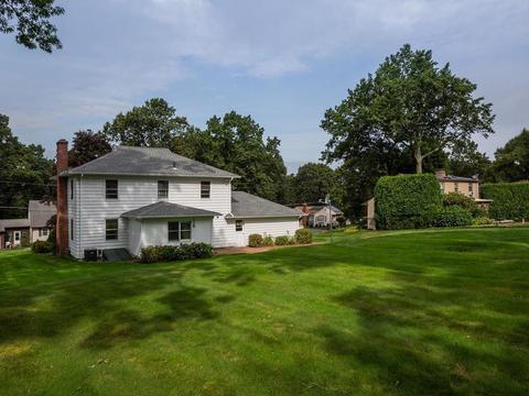 67 Newton Rd, Springfield, MA 01118 photo 3